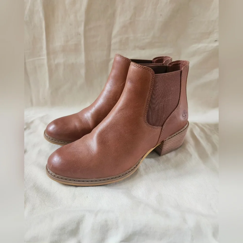 ✨️SOLD✨️Timberland Chelsea Boot - Picture 3 of 3